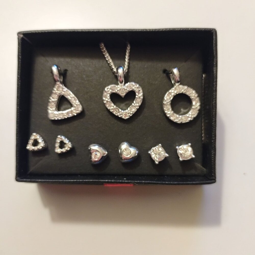 Silver-Tone Pendant Necklace & Earring Set W Heart Triangle & Circle Shapes-NEW